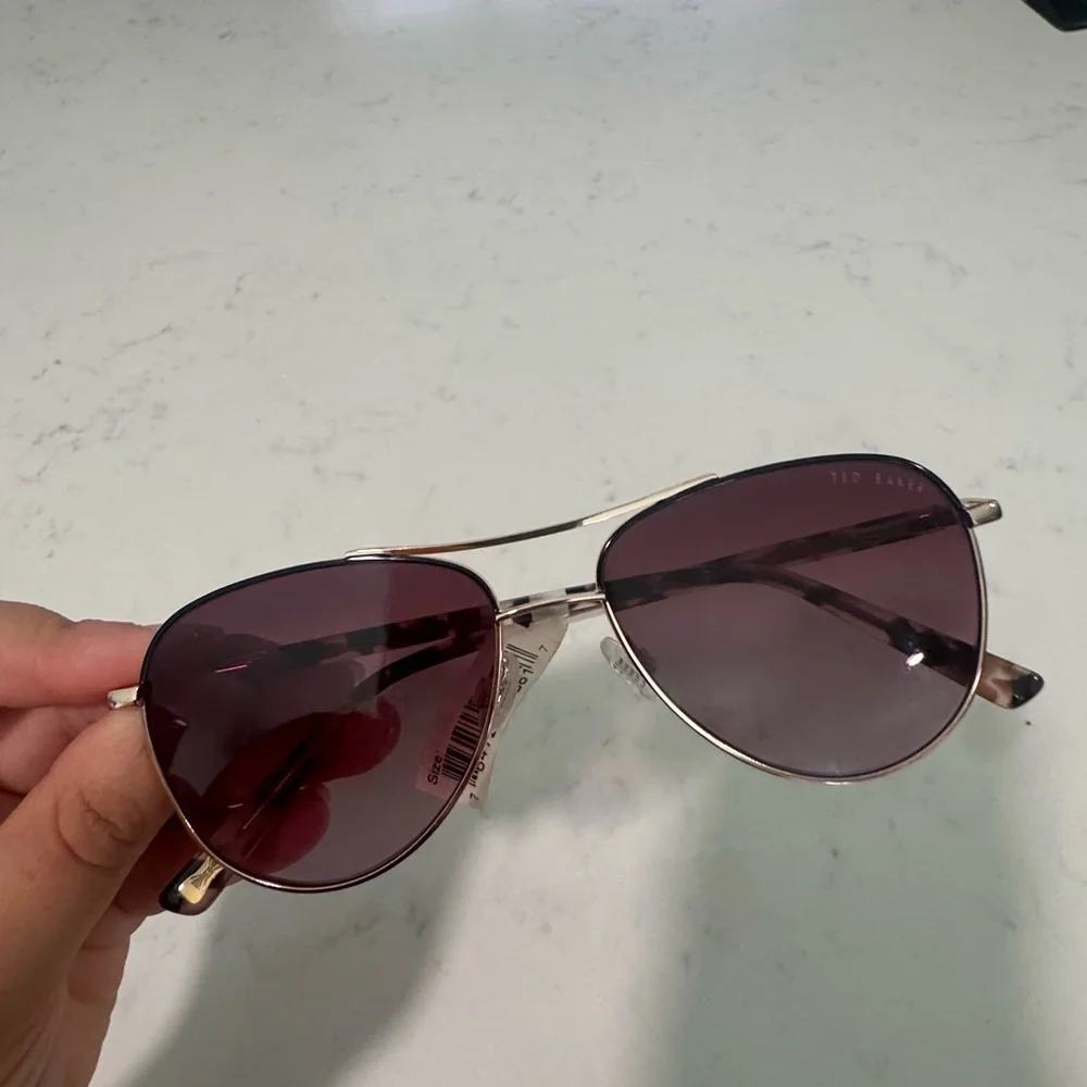 ONE DAY SALE✨ Ted Baker Pink and Gold Aviator Sunglasses with Gradient Lenses